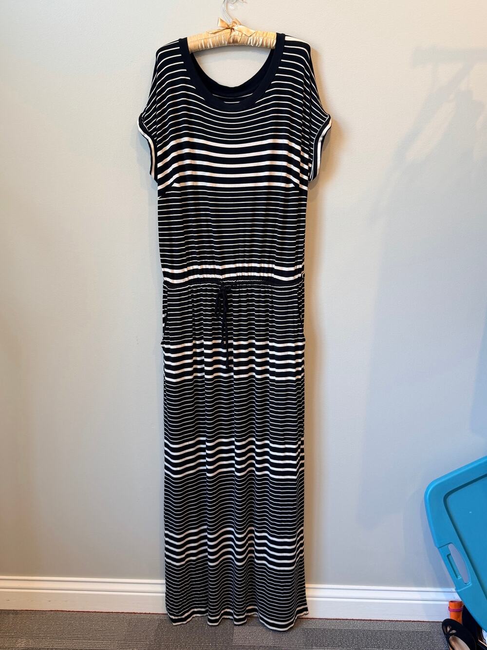 Ava & Viv Striped Maxi Dress Plus Size 1X Black White Drawstring Pockets Casual